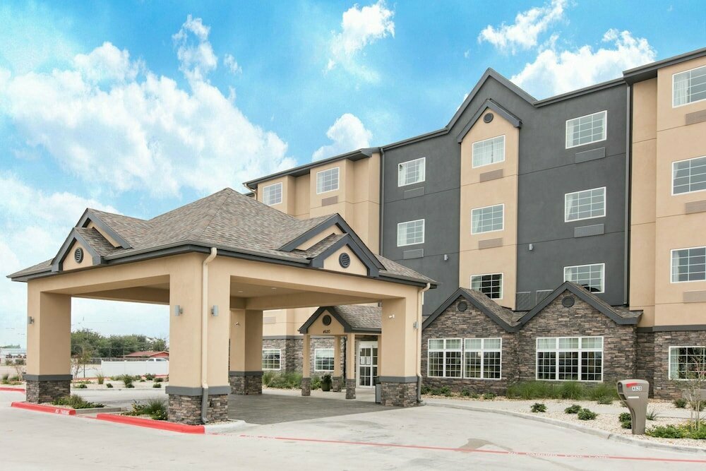 Hotel Microtel Inn & Suites by Wyndham Lubbock, Lubbock, photo