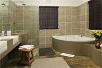 Фото Loerie Guest Lodge