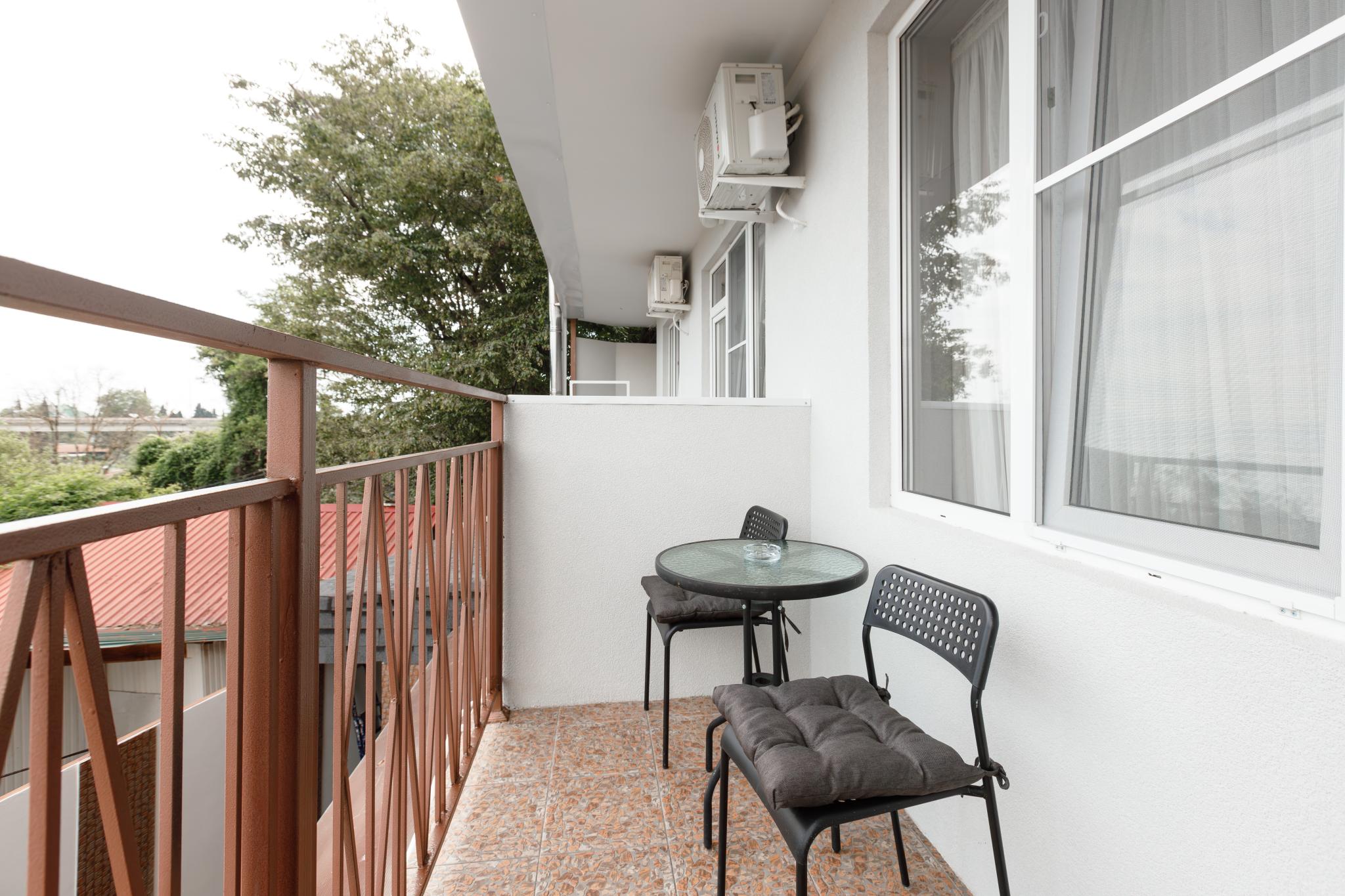 Фото Современник