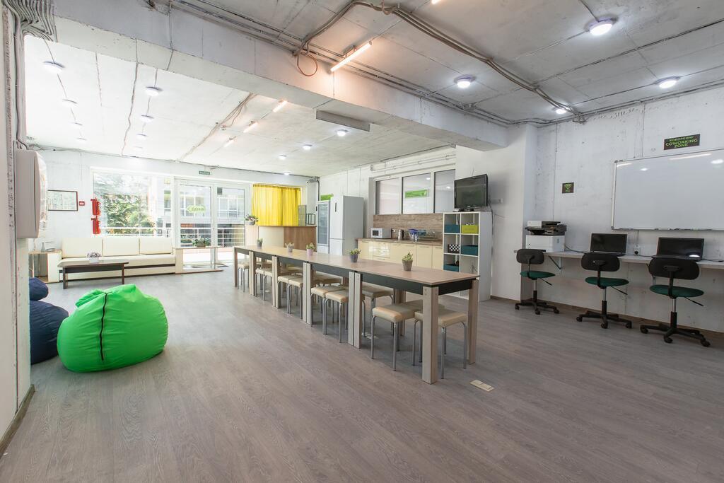 Фото Молодой