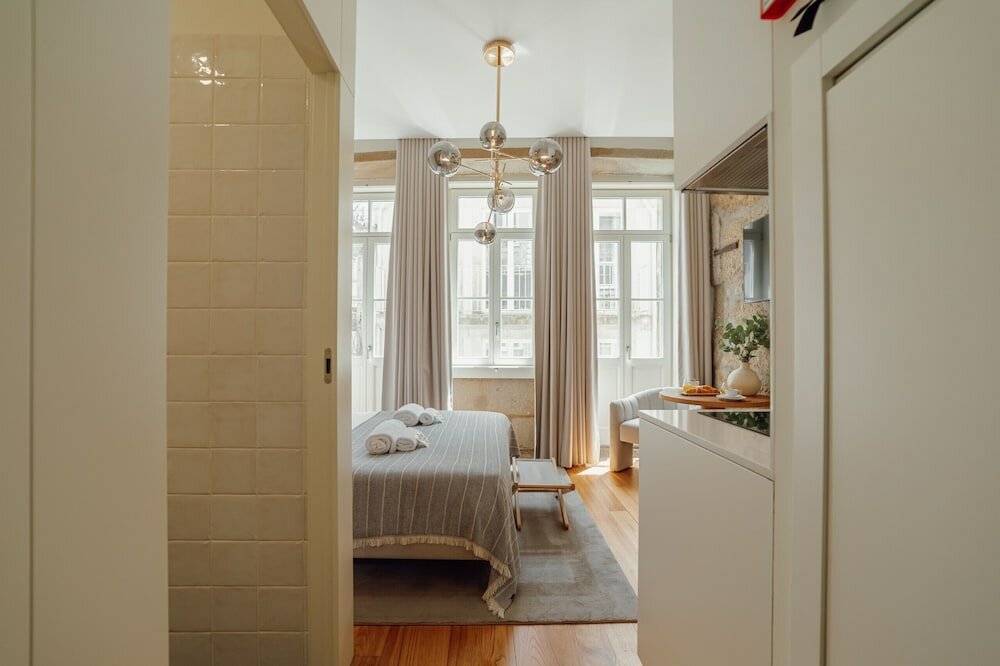 Фото Clérigos Boutique Apartment A by Homing