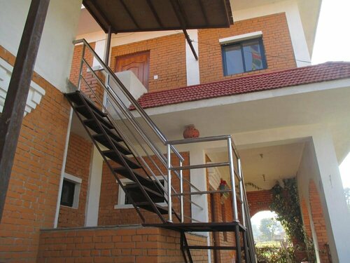 Гостиница Hotel Swiss Family Home в Хетауде