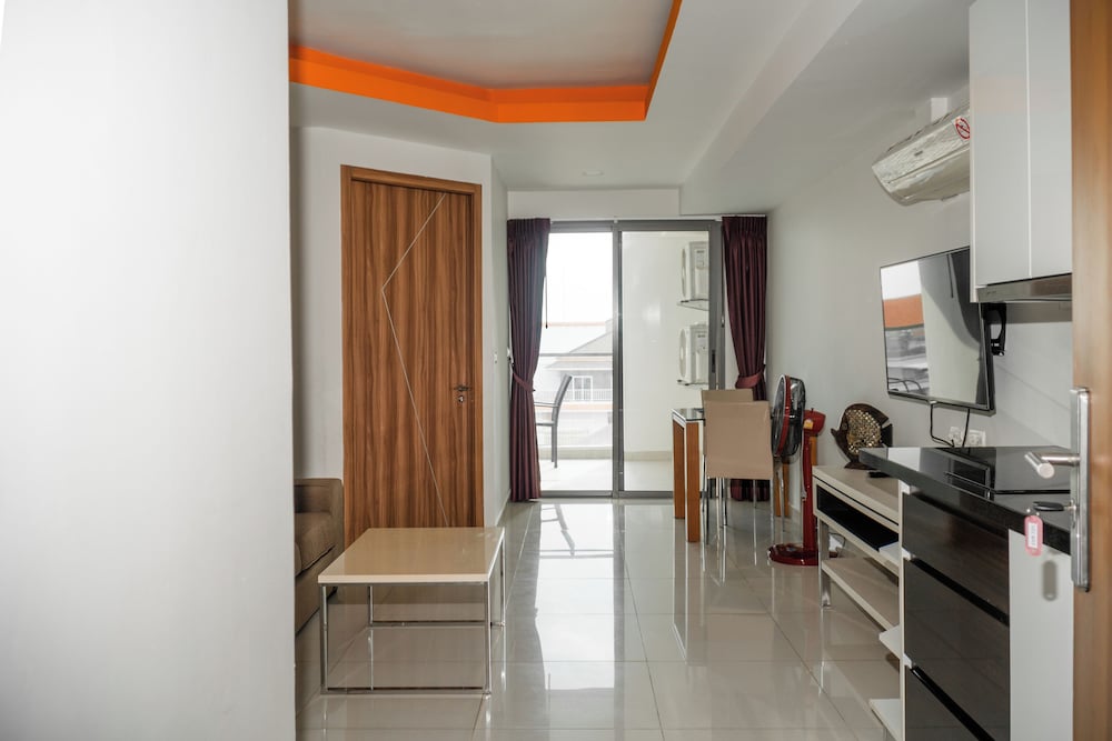 Фото C-View Residence apartments by Apartwell