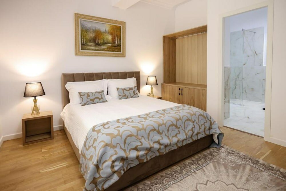 Фото Vila Ferdinand Modern Rooms In Tirana