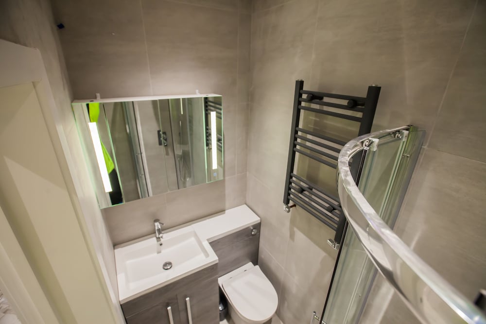 Фото Luxury Fulham 3 bedroom Garden House