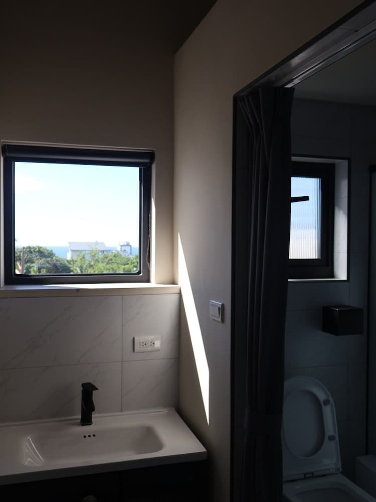 Фото Ocean Tale Inn