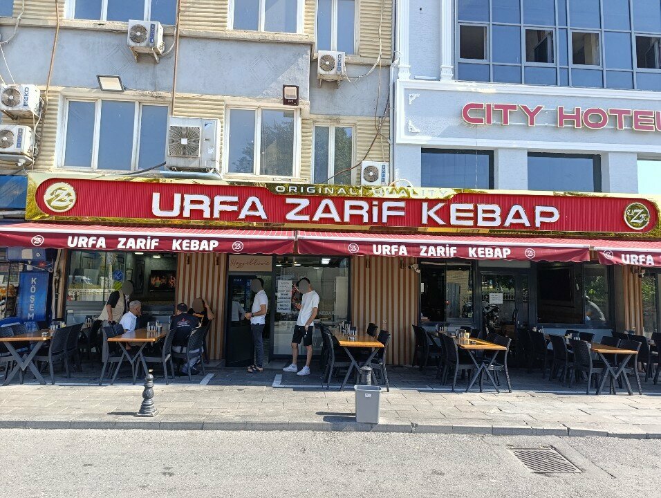 مقهى Urfa Zarif Ciger Kebap Salonu ، اسطنبول، صورة