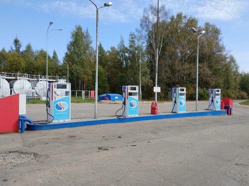 Gas station Surgutneftegas, Tver Oblast, photo