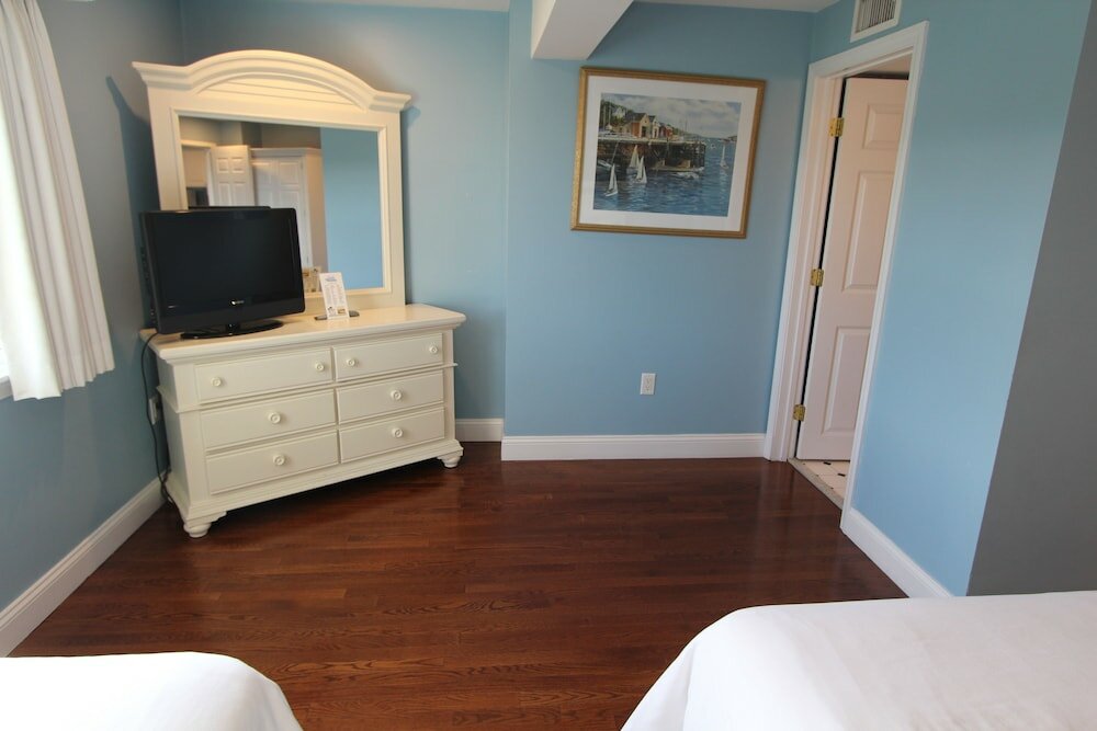 Фото Edgewater Beach Resort, a Vri resort