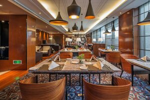 Гостиница Howard Johnson Jinyi Hotel Chongqing