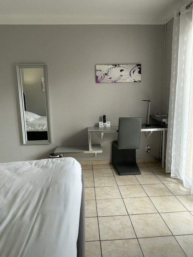 Фото Hotel Le Clement V