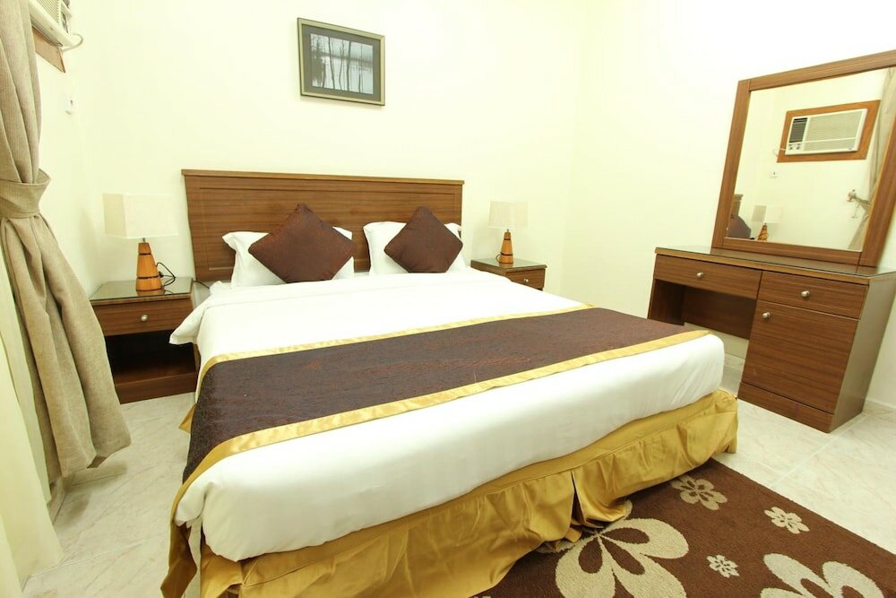 Фото Khalifa Tower Hotel Apartments