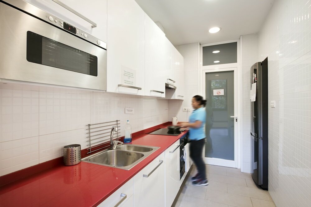 Фото The Central House Barcelona Gracia - Hostel