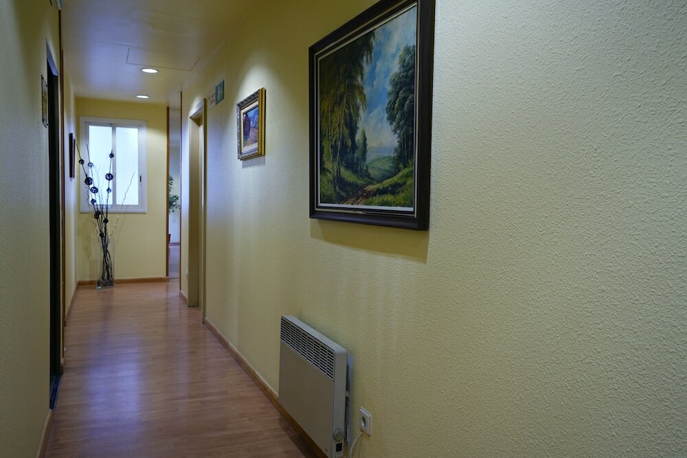 Фото Hotel Esplugues