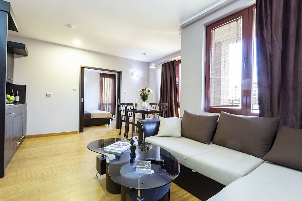 Фото CityHome Aparthotel