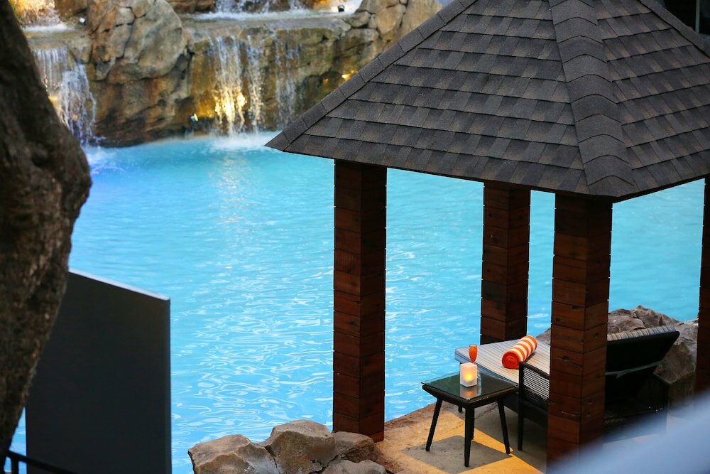 Фото Novotel Goa Candolim Hotel