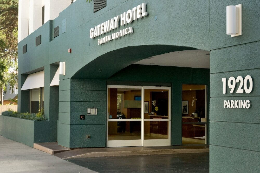 Фото Gateway Hotel Santa Monica