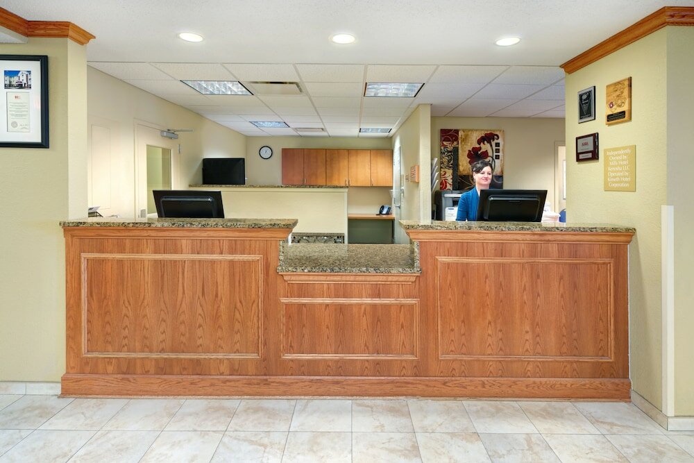 Фото Candlewood Suites Kenosha, an Ihg Hotel