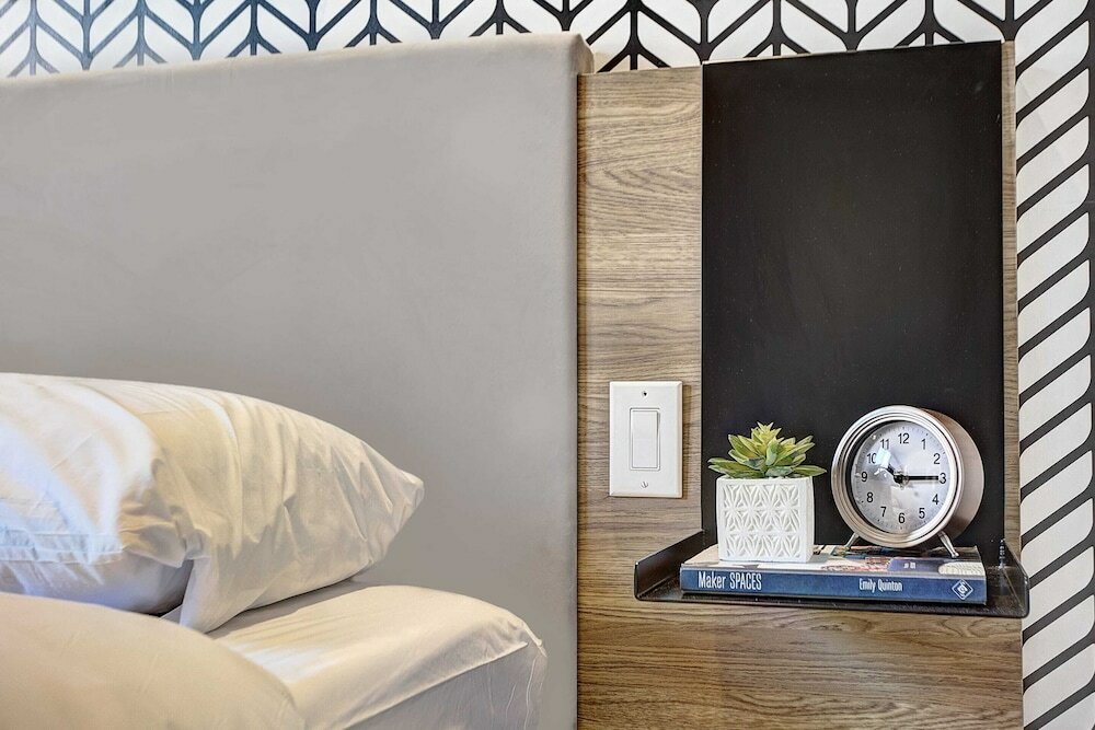 Фото Pierce Boutique Apartments