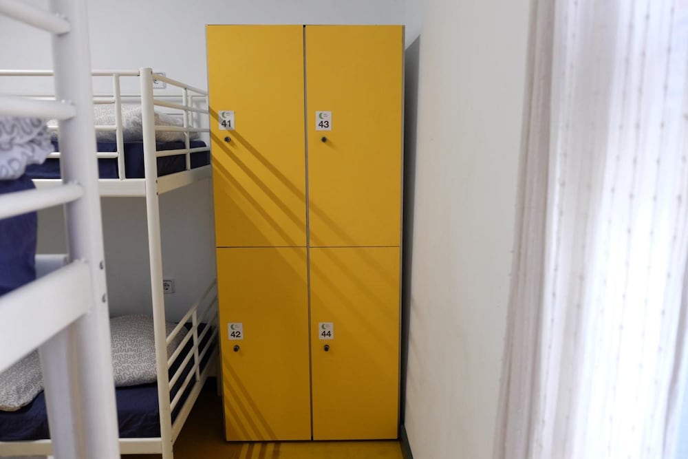 Фото Sleep Green - Certified Eco Youth Hostel Barcelona