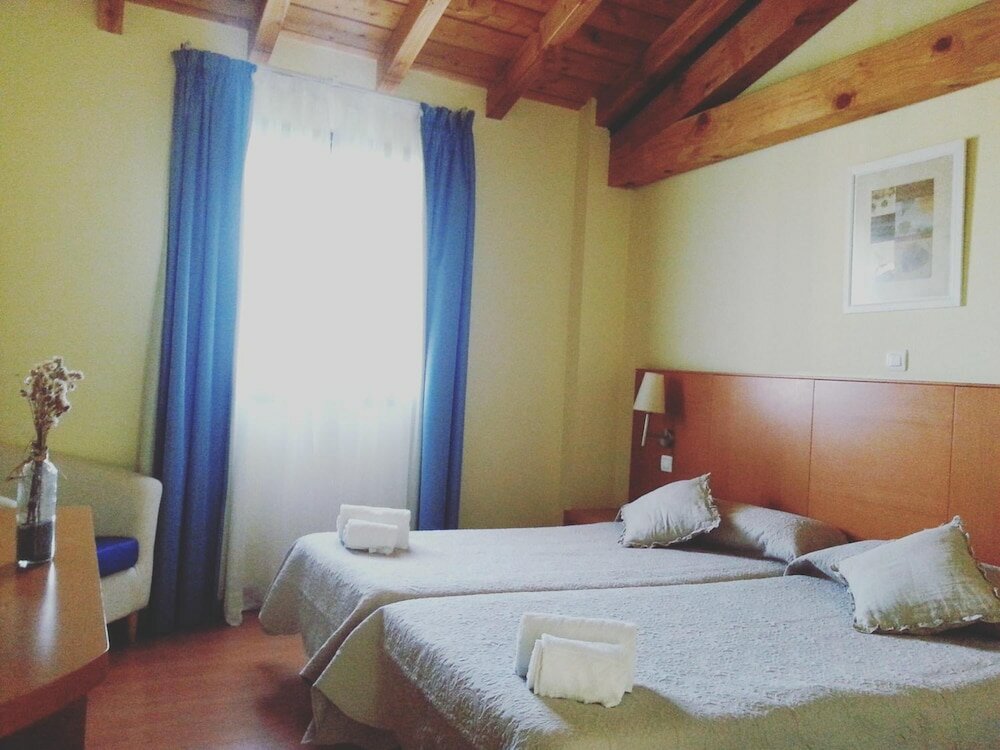 Фото Hotel Ibaigune