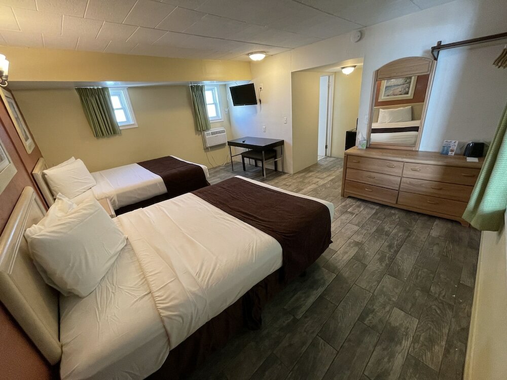 Фото Tropicana Motel