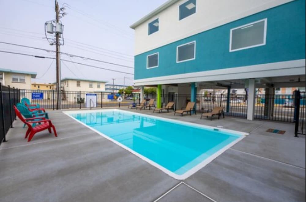 Фото Tropicana Motel