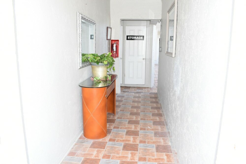 Фото Golden Sand Oceanfront