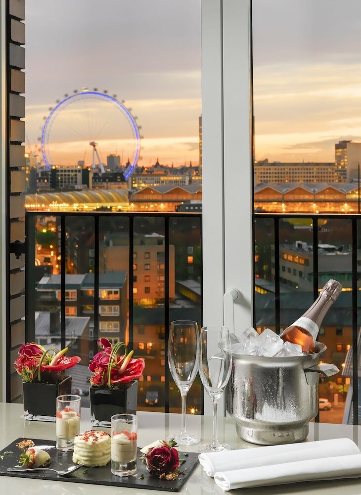 Фото H10 London Waterloo