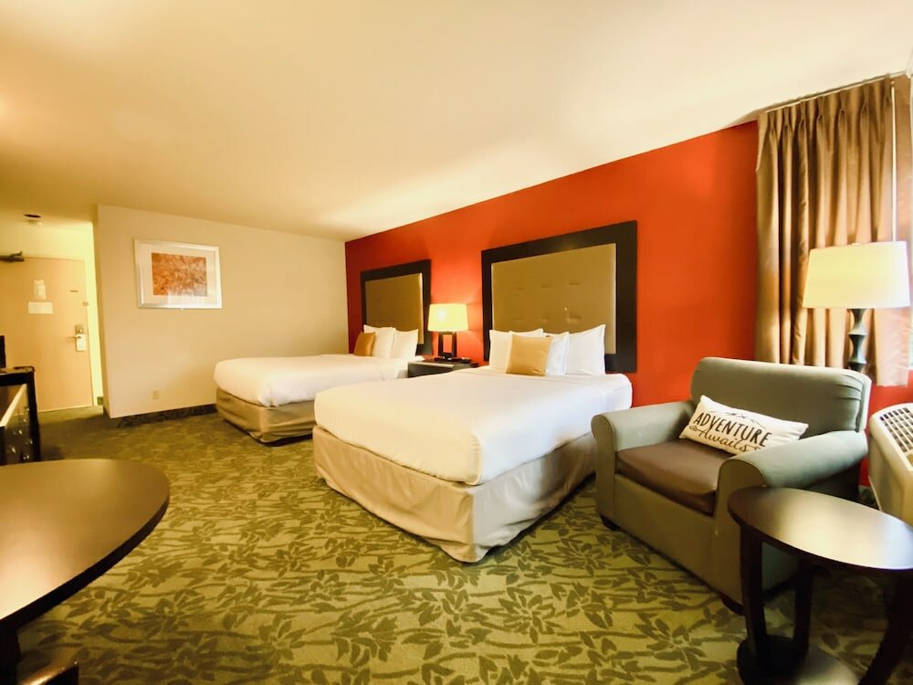 Фото The Maverick Hotel Eugene near University