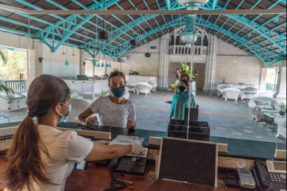 Фото Plantation Bay Resort and SPA