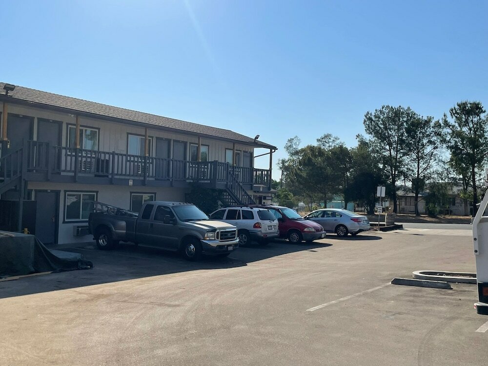 Фото Ramona Valley Inn