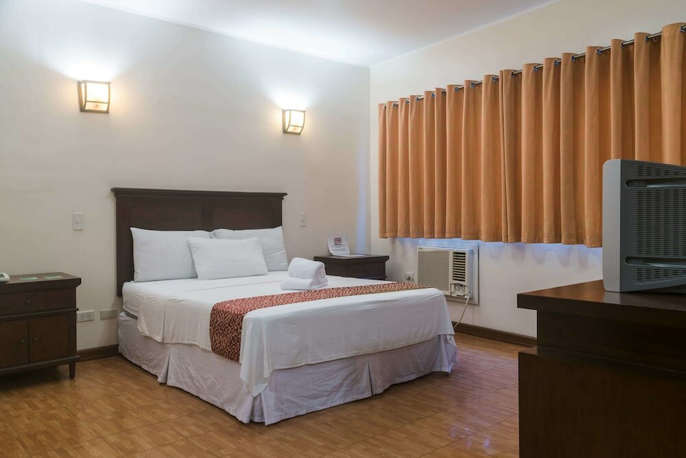 Фото Oftana Suites