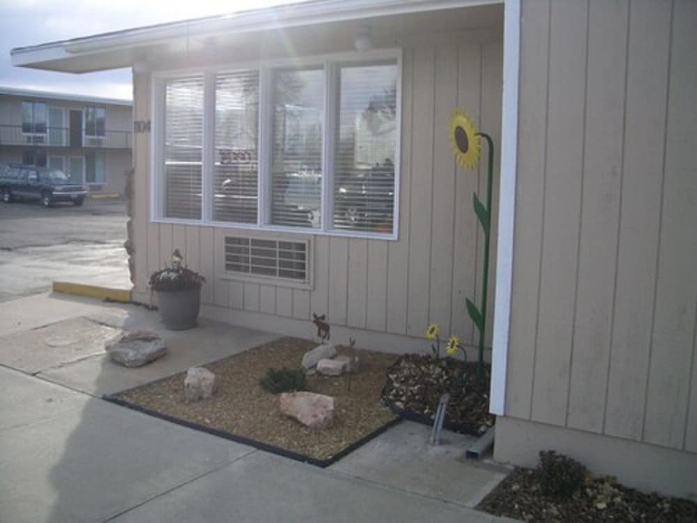 Фото Laramie Valley Inn