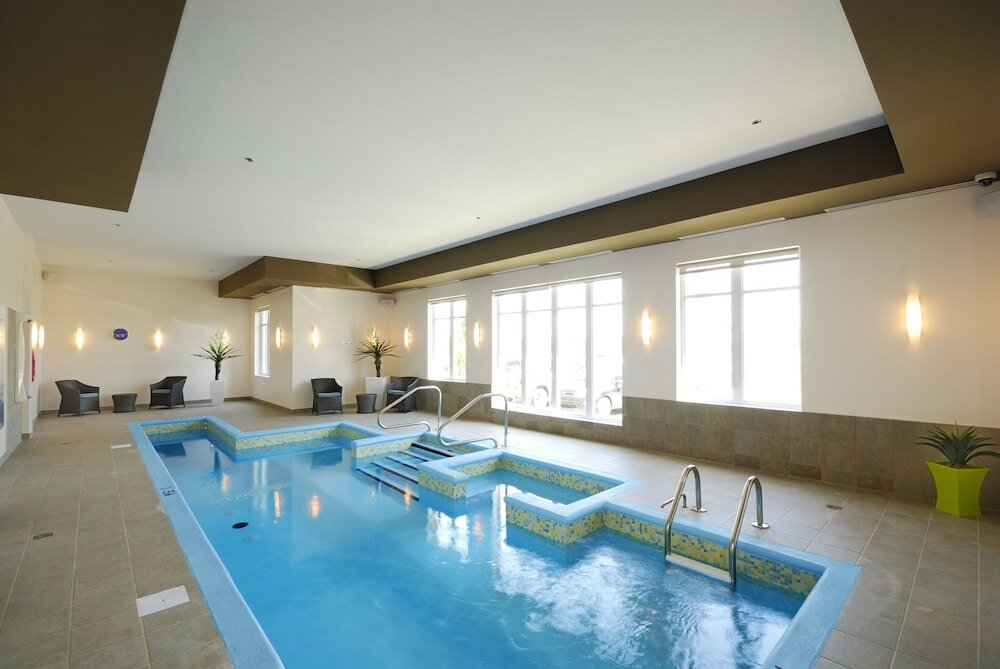 Фото Imperia Hotel & Suites Terrebonne