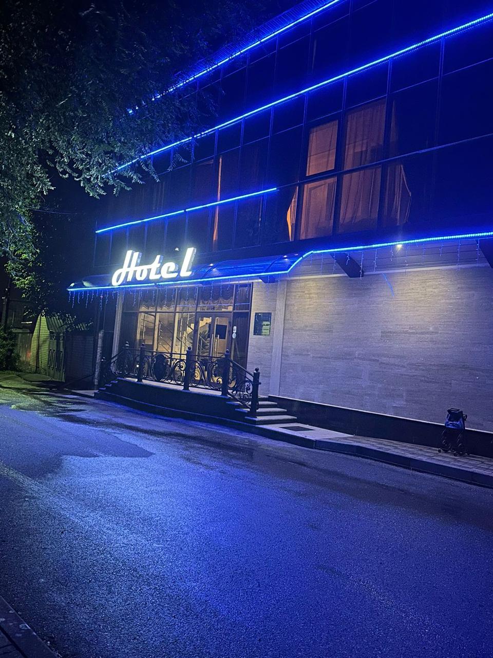 Фото отеля 1