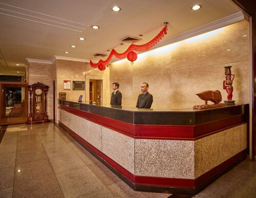 Гостиница Istana Nelayan Hotel в Тангеранге