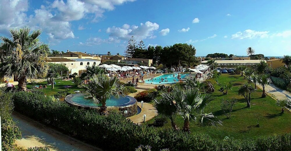 Фото Case Vacanza Torre Lupa