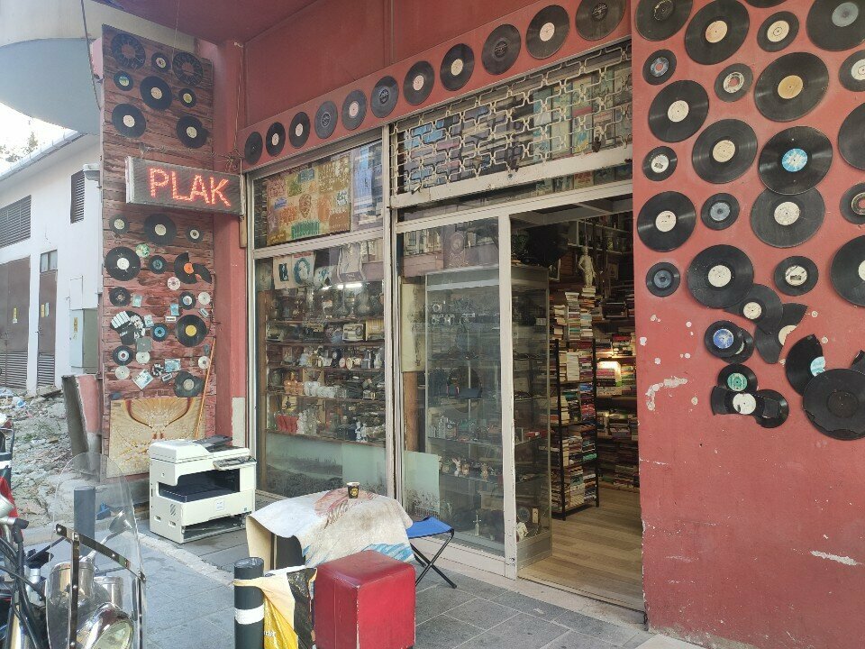 Antique store Kırık Plak Avcılar, Istanbul, photo