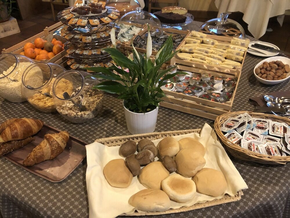 Фото Hotel Crimea