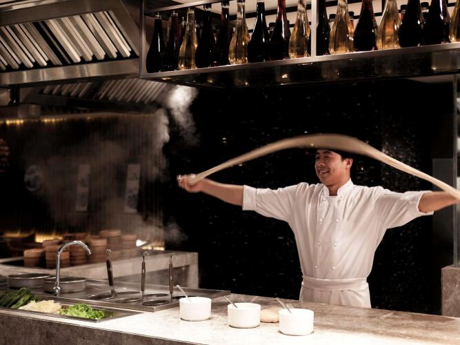 Фото Pullman Shanghai Central - In XinTianDi & Yu Garden Area