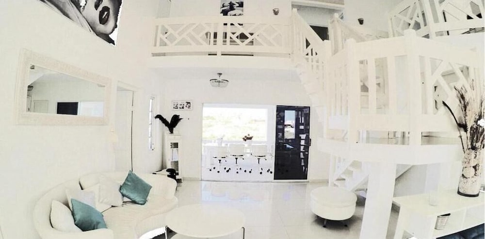 Фото Champartments Villa & Apartments Cristal