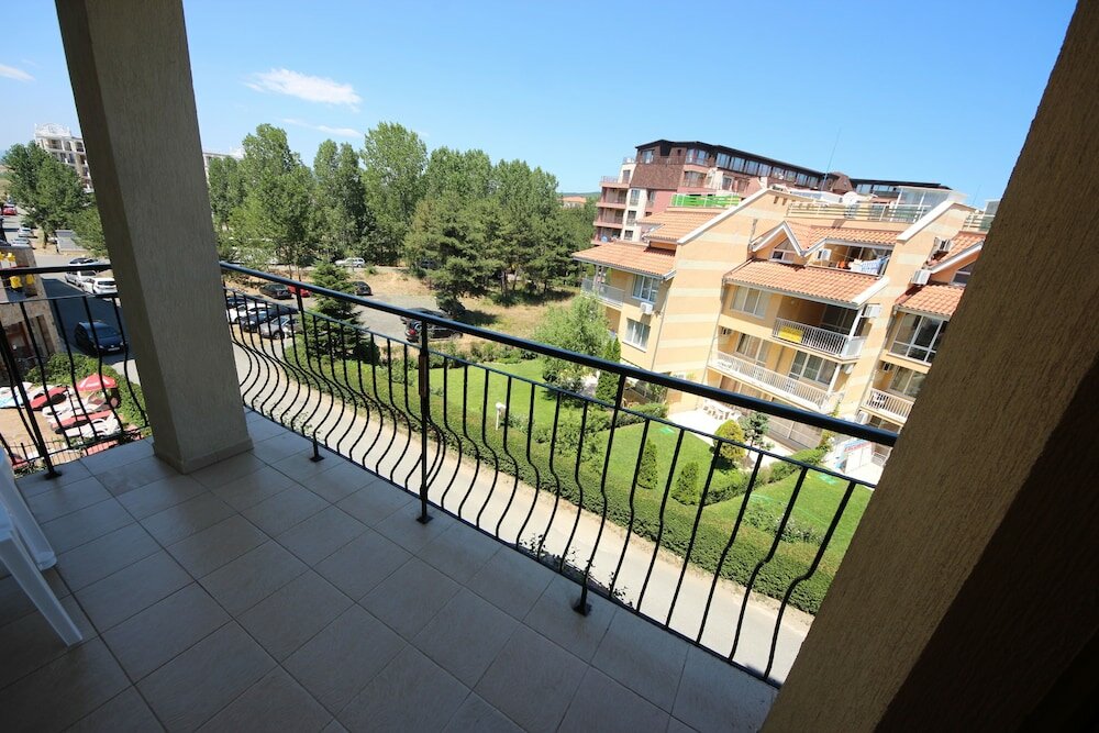 Фото Апарт-Отель Efir II - Menada