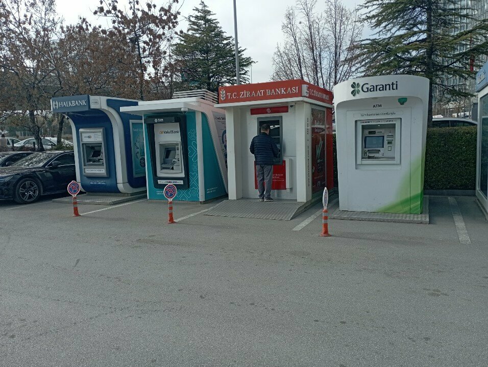 ATM Vakifbank ATM, Ankara, photo