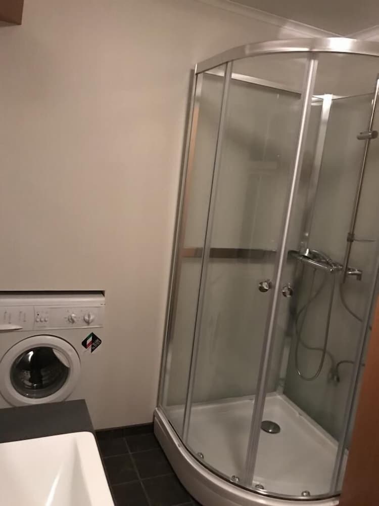 Фото Steinaskjol Apartments