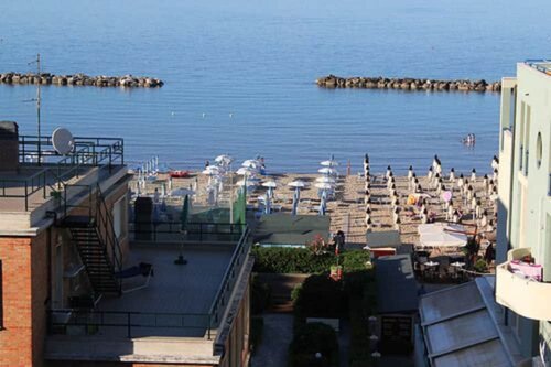 Гостиница Hotel Plaza в Пезаро