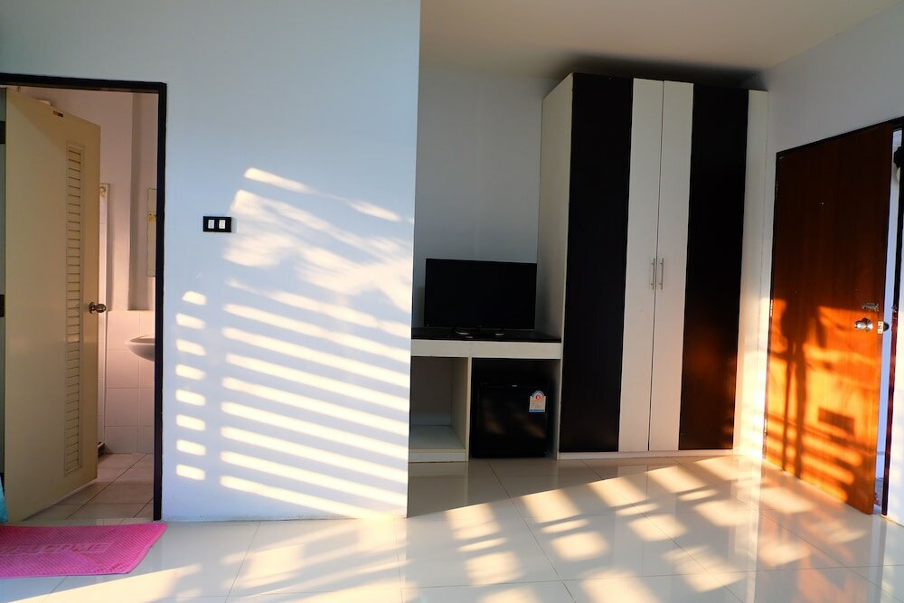 Фото Golden Place Guesthouse