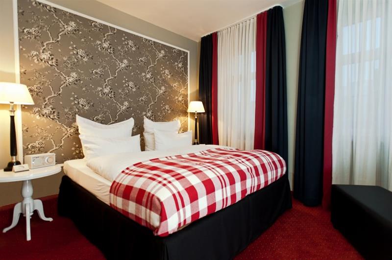 Фото Hotel Würzburger Hof