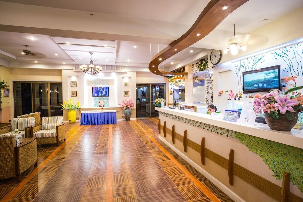 Фото отеля 2