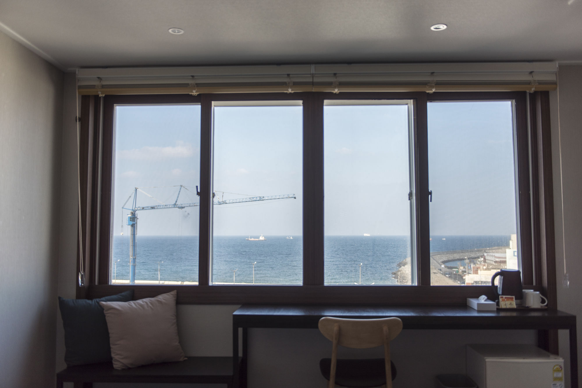 Фото Check Inn Hotel Jeju